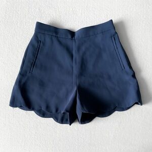 Wilfred Scalloped Shorts